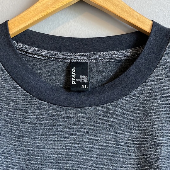 Gray Cotton Blend Pullover Kangaroo Pocket, Size XL - Picture 2 of 6